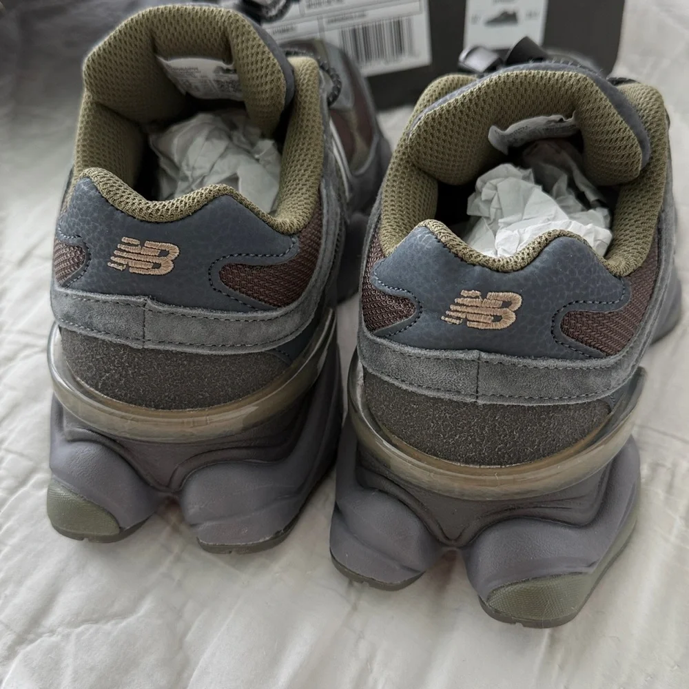 New Balance 9060 Blacktop Dark Moss EU38.5/US7.5 - Picture 8 of 11